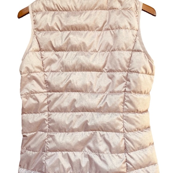 Eddie Bauer Down Vest Women’s Medium CirrusLite EB650 Zip NWT - Picture 9 of 11